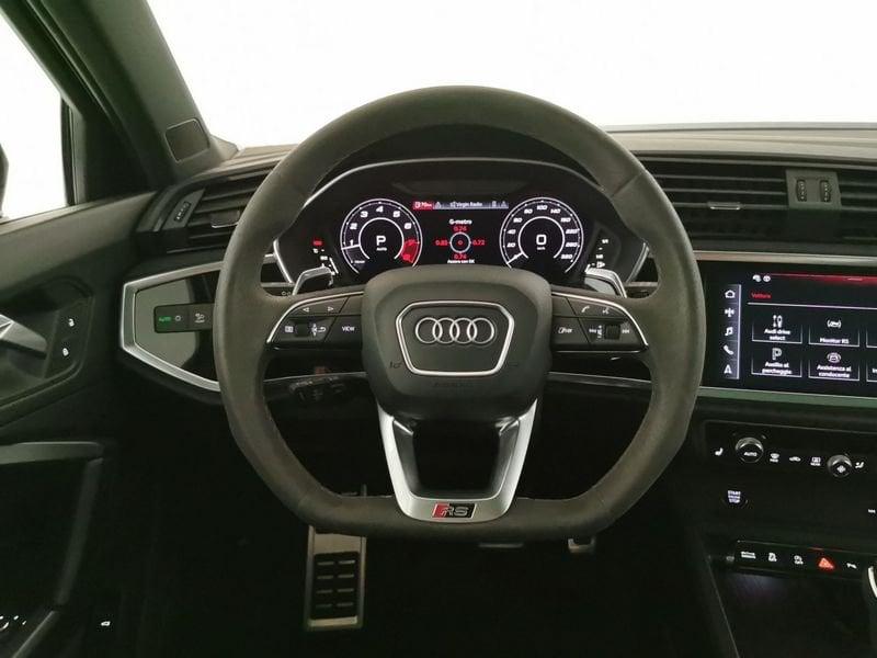 Audi Q3 RS 2.5 quattro s-tronic
