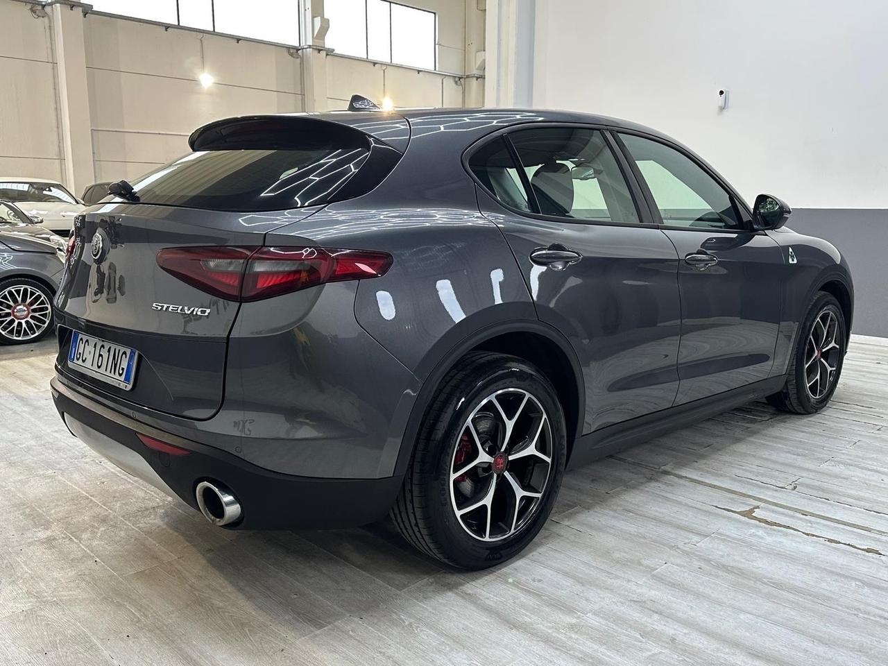 Alfa Romeo Stelvio 2.2 Turbodiesel 190CV AT8 Q4 Executive
