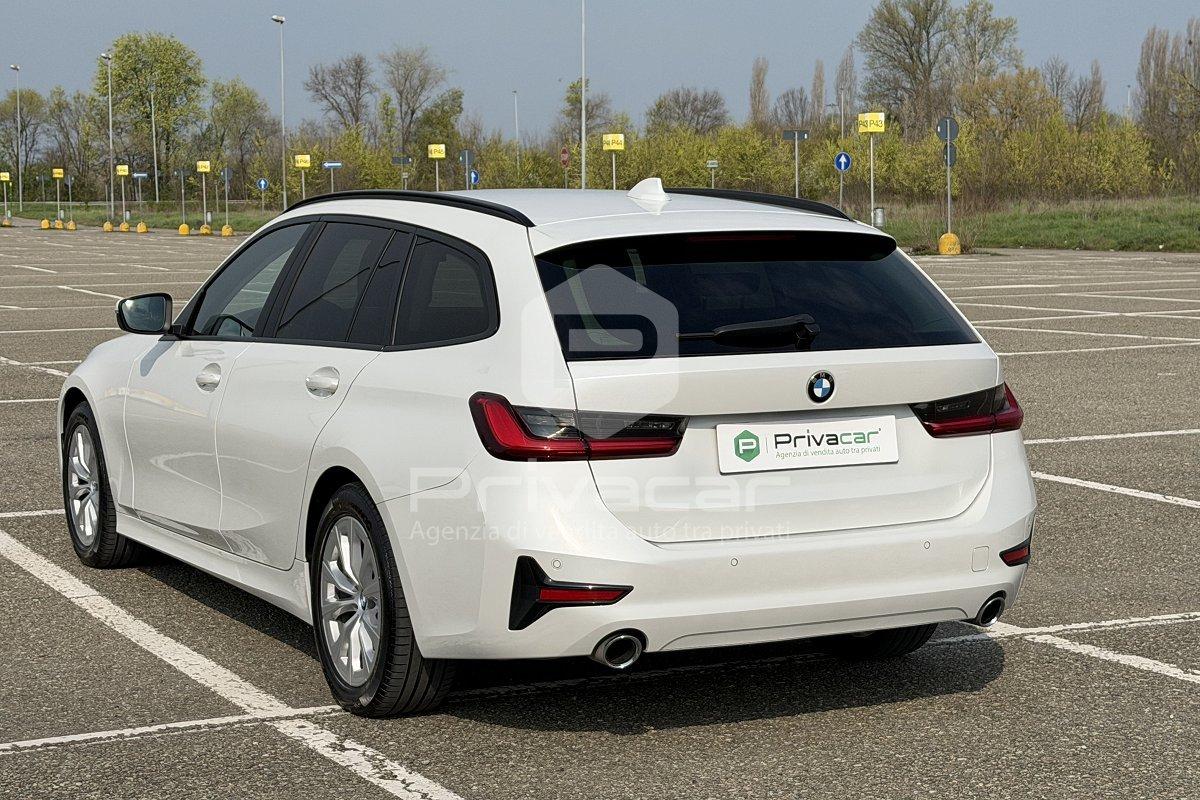 BMW 320d xDrive Touring Business Advantage