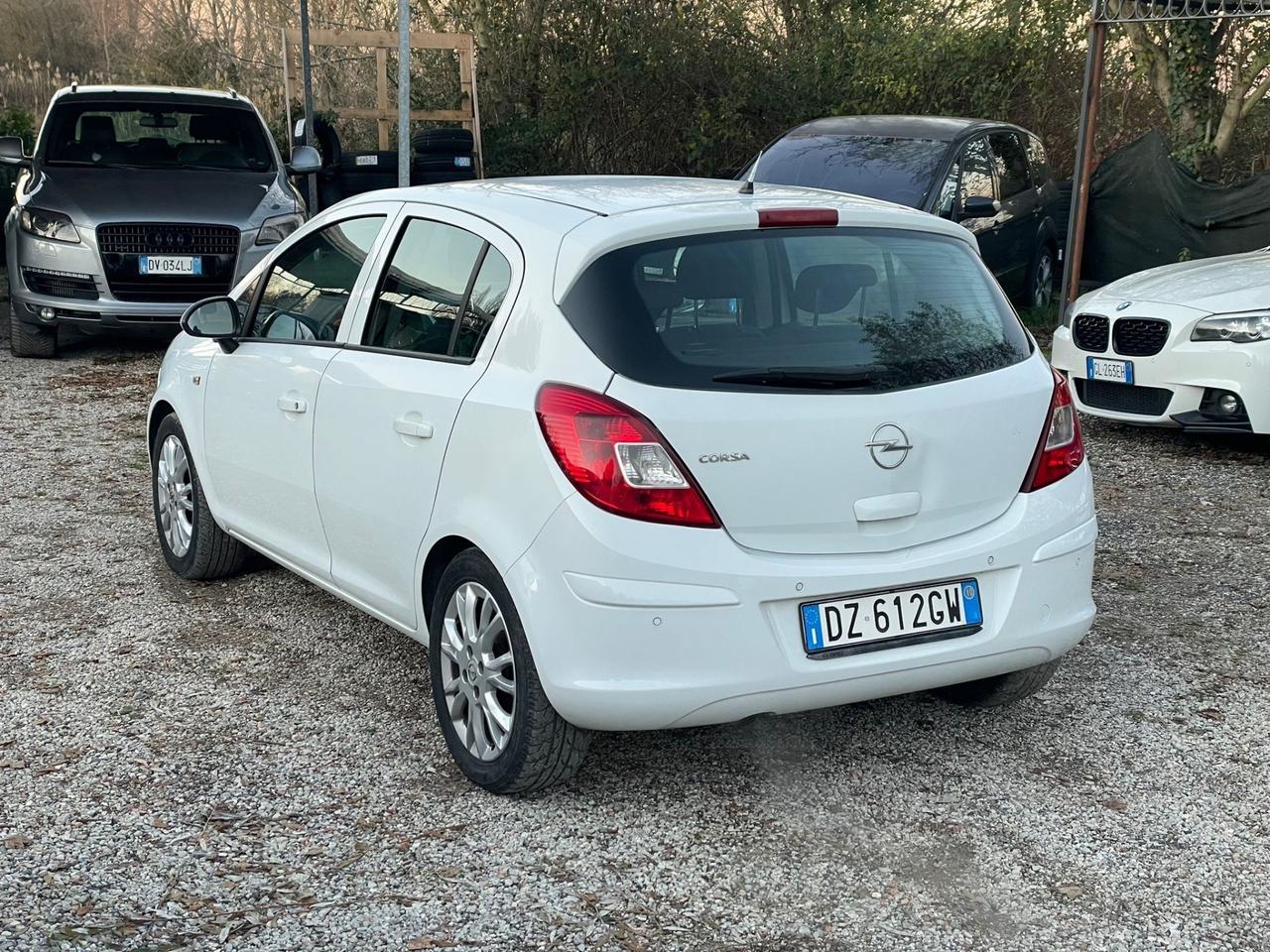 Opel Corsa 1.2 85CV 5 porte GPL-TECH Club