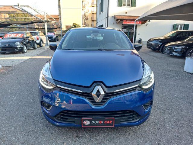 RENAULT Clio TCe 12V 90 CV 5 porte Moschino Zen