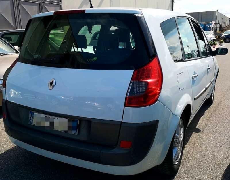 Renault Scenic Grand Scénic 1.5 dCi/105CV - VEICOLO 7 POSTI -