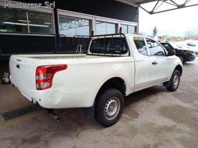 MITSUBISHI L200 PICKUP 2.4 DI-D CLUB CAB INVITE 4x4 - FL640XD