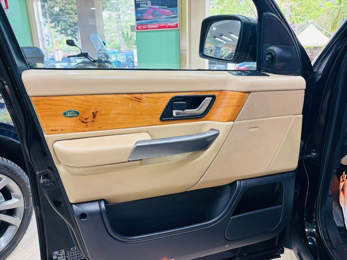 Land Rover Range Rover Sport 2.7 TDV6 SE