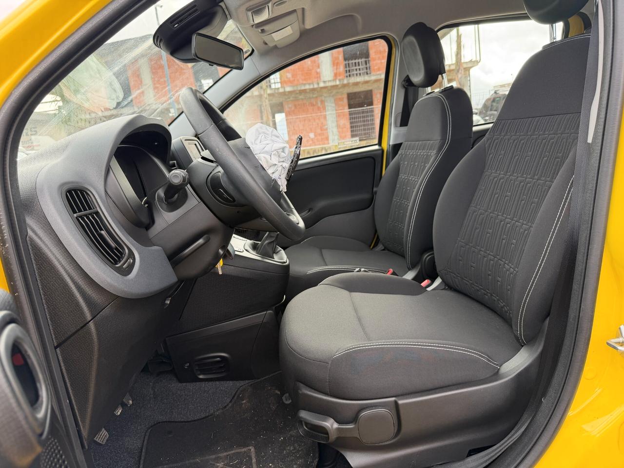 FIAT PANDINA 2025 1.0 HYBRID 70 CV *SINISTRATA