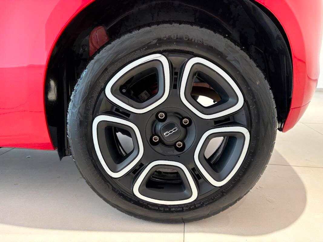 Fiat 500 1.0 hybrid Club 70cv