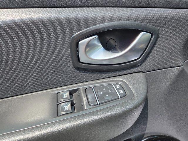 RENAULT Clio N1 TCe 12V 90 CV GPL 5 porte 4 Business autocarro
