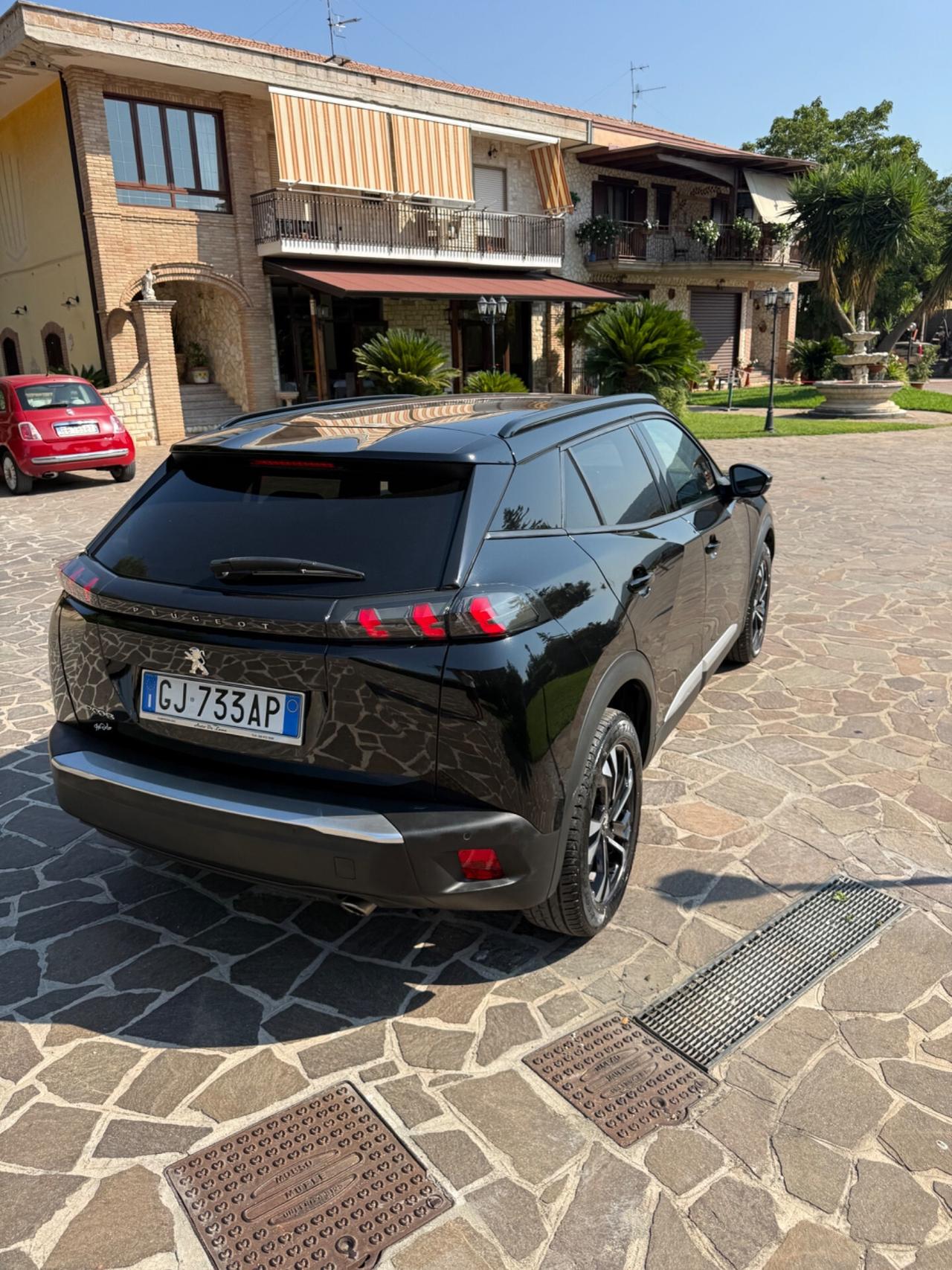 Peugeot 2008 1.5 diesel EAT8 Allure 2022 uni proprietario