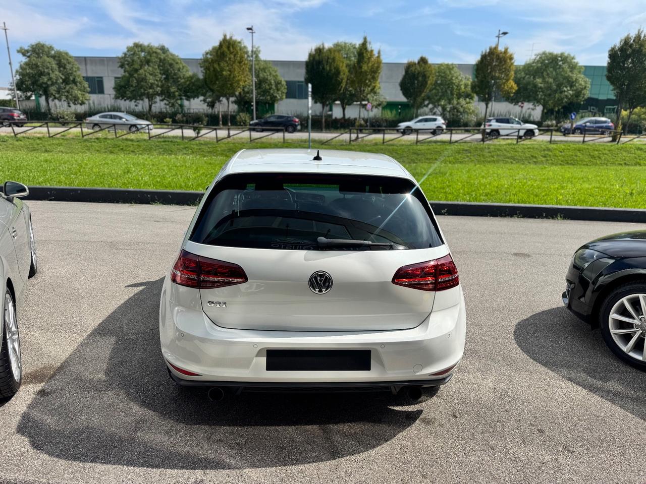 Volkswagen Golf GTI 2.0