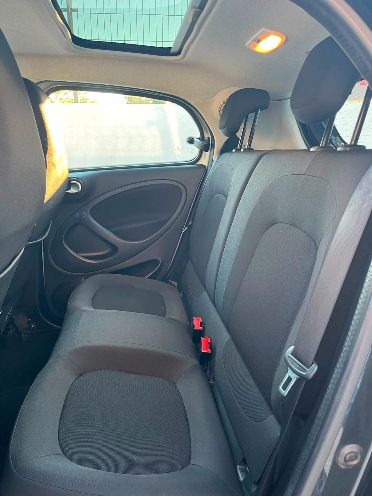 Smart ForFour 70 1.0 twinamic Superpassion