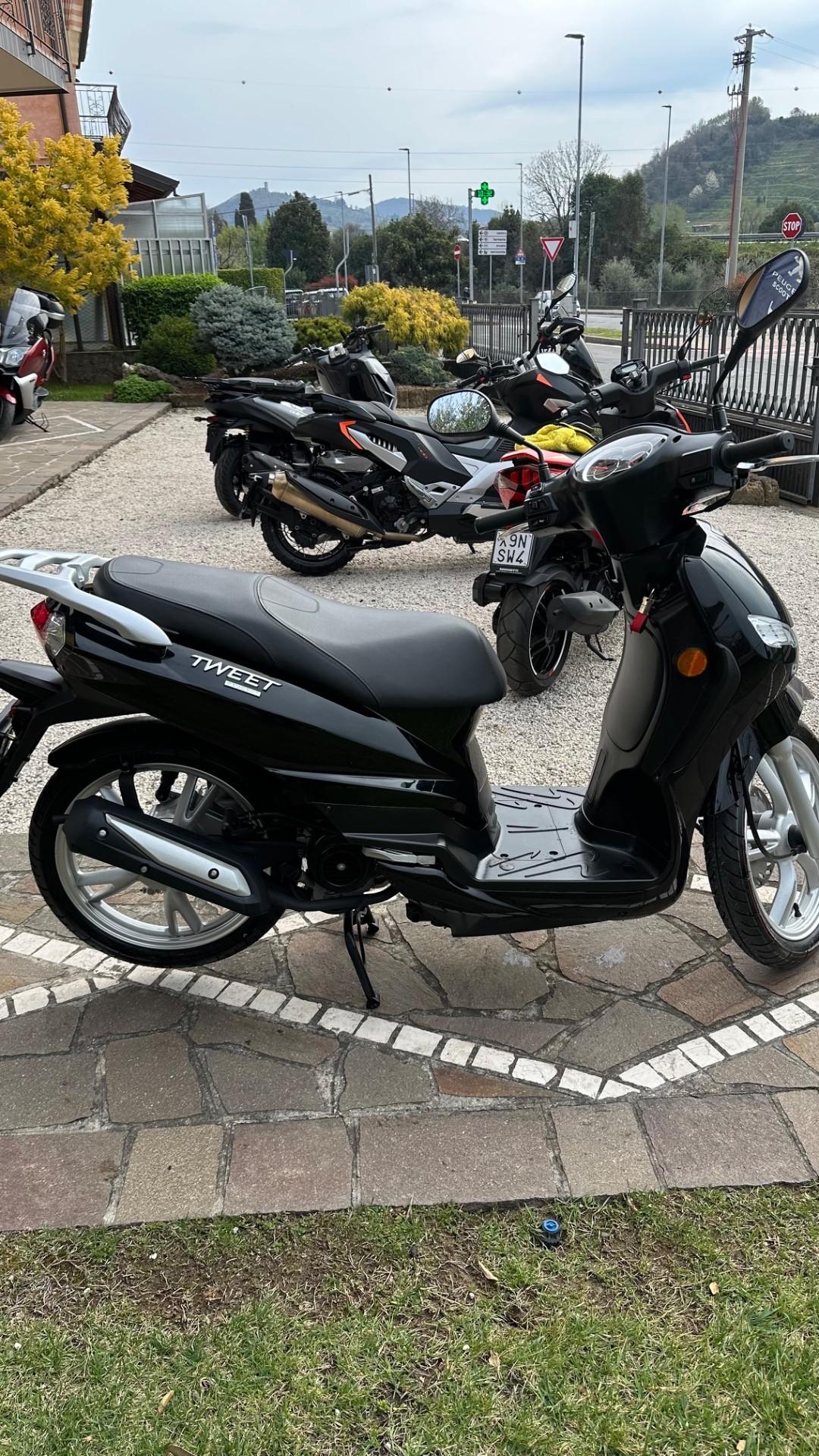 Peugeot Tweet 50 4 tempi 87 Km come Nuovo