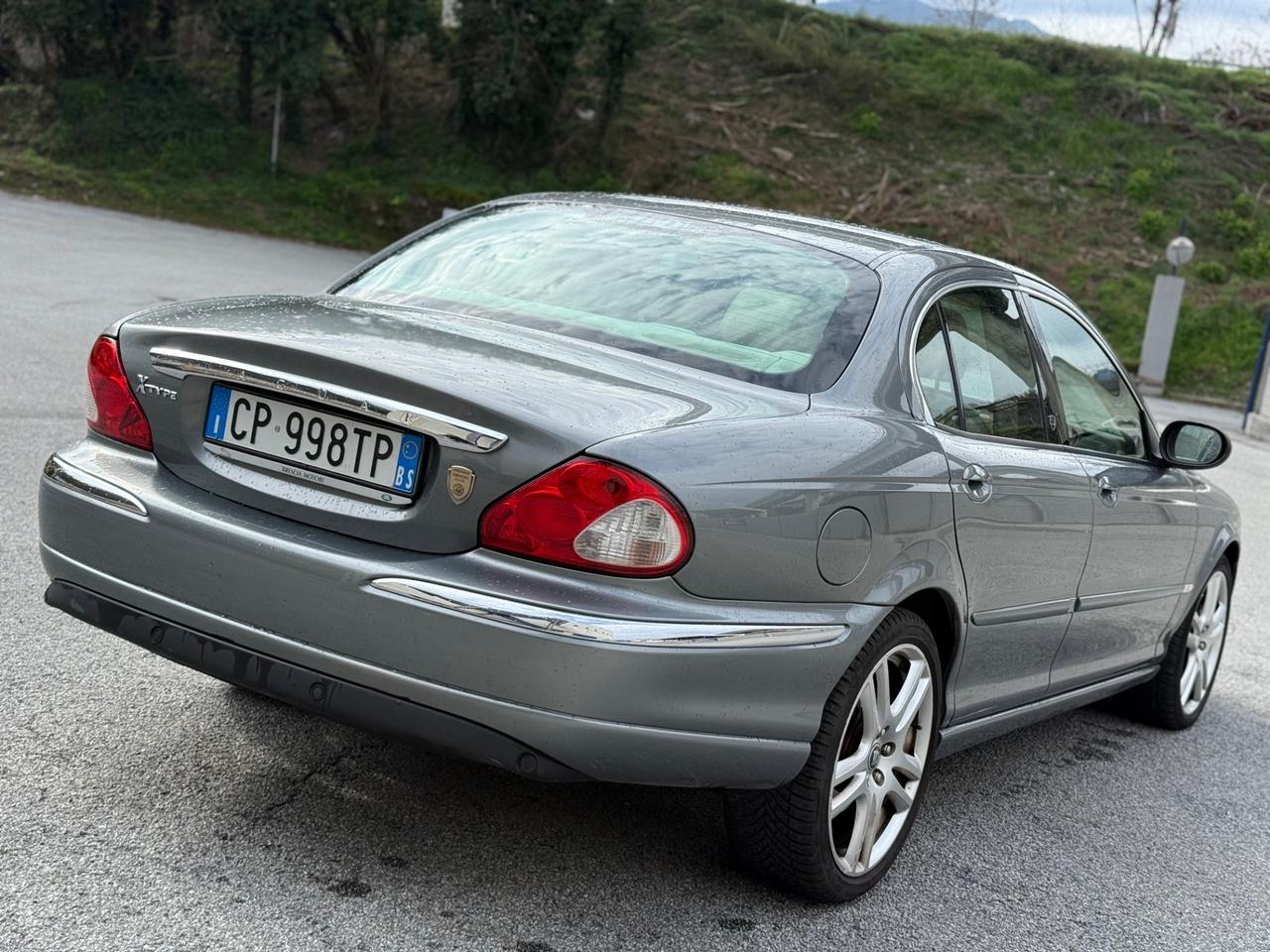 Jaguar X-Type 2 litri V6 24V BENZINA Executive