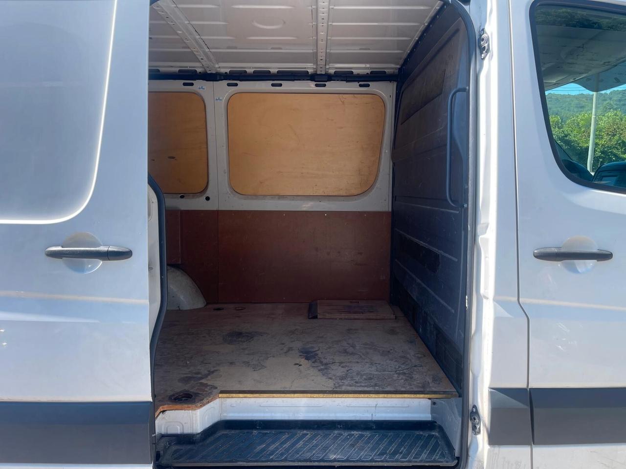 Volkswagen Crafter 2.0 TDI 136cv FURGONE TETTO MEDIO