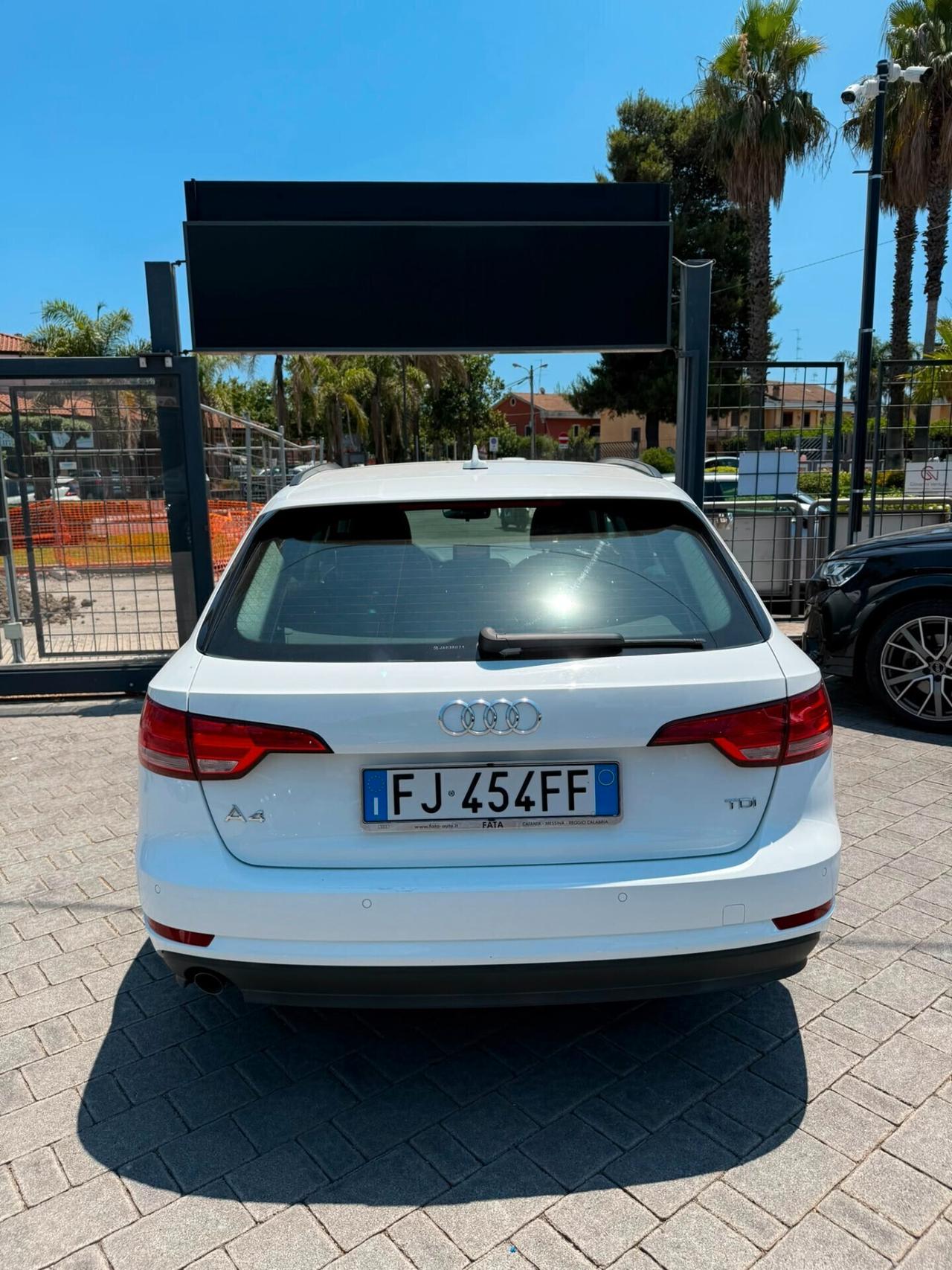 Audi A4 Avant 2.0 TDI 150 CV ultra S tronic