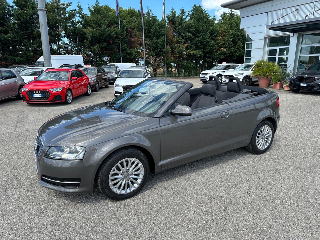 Audi A3 Cabrio 1.6 TDI 105 CV CR Attraction - 2012