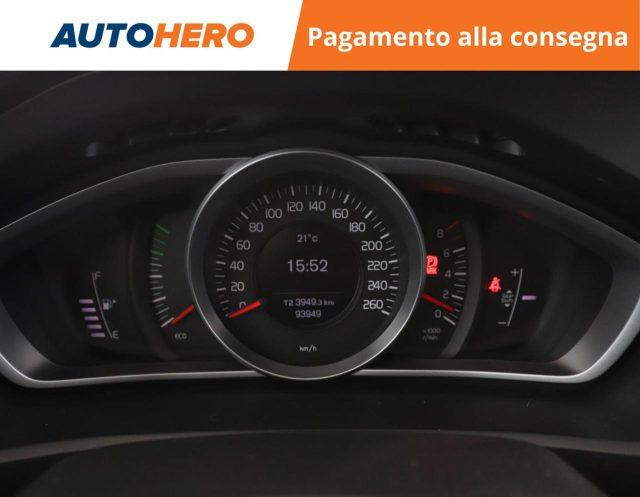VOLVO V40 T2 Kinetic