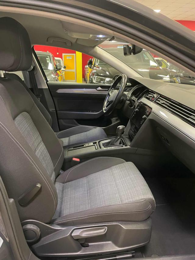 VOLKSWAGEN Passat Variant 2.0 TDI SCR EVO DSG Business**NAVI/TELECAMERA**