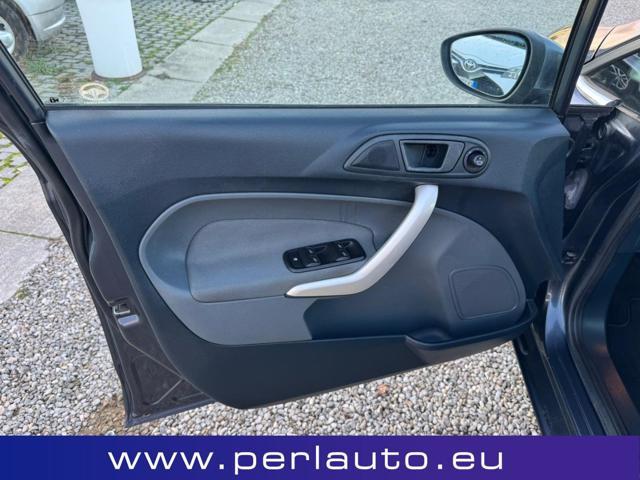 FORD Fiesta 1.2 82 CV 5 porte Titanium