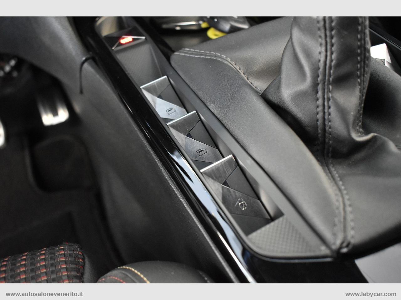 DS AUTOMOBILES DS 3 Crossback BlueHDi 100 Perform. Line