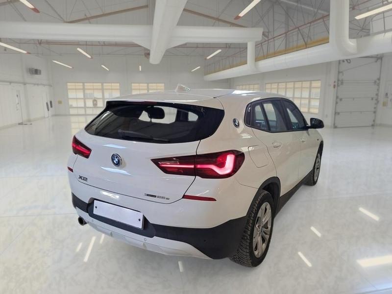 BMW X2 xDrive 25e Business X automatico