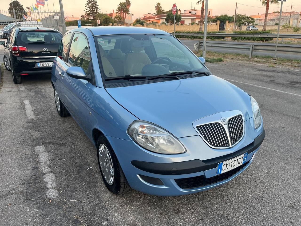 Lancia Ypsilon 1.2 Argento Unipro 2003
