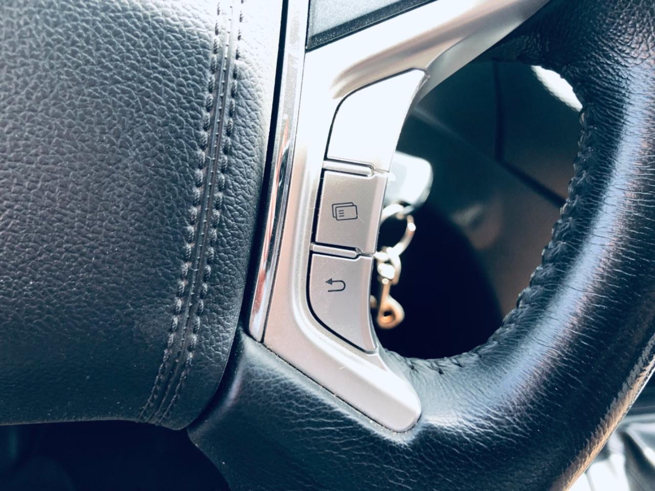 Mitsubishi L200 2.3 PICKUP CABINA ESTESA 4X4