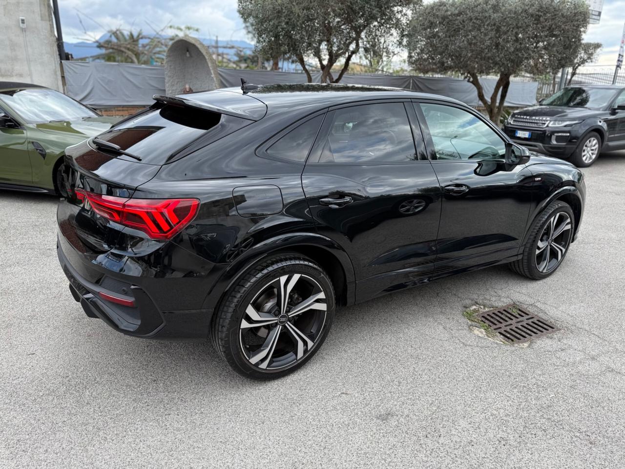 Audi Q3 SPB 2.0 TDI 35 S LINE - BLACK EDITION