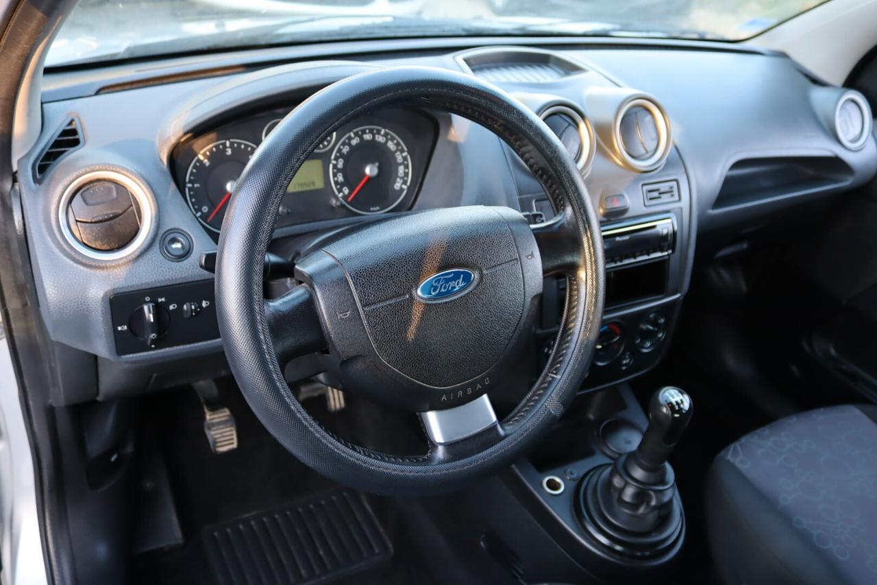 Ford Fiesta 1.4 TDCi 5p. Ghia