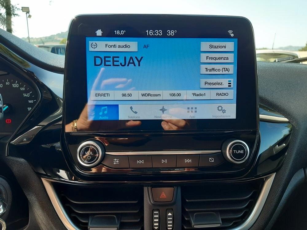 Ford Fiesta 1.0 Ecoboost 100 CV 5 porte Vignale NEO PATENTATI AUTOMATICA