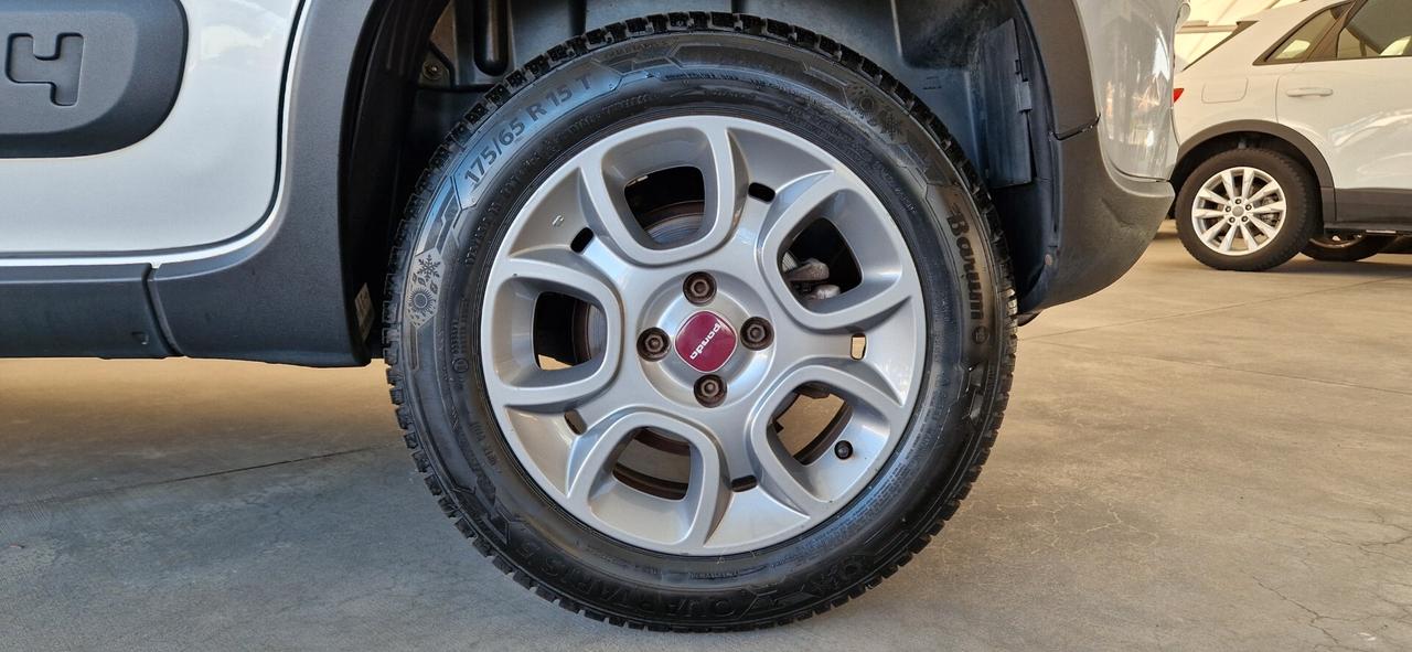 Fiat Panda 4X4 1.3 Mjt 75cv S&S LOUNGE