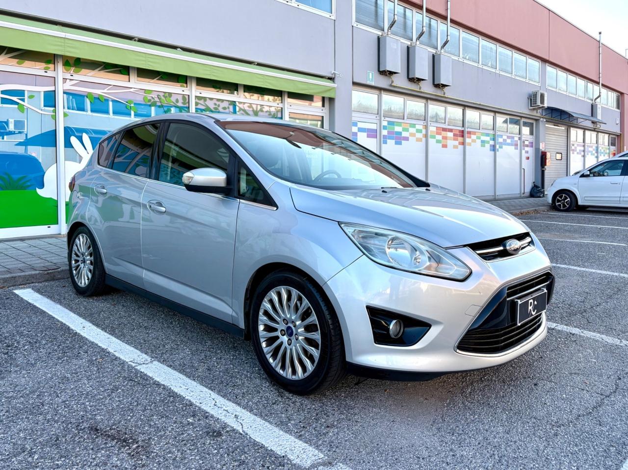 Ford C-Max 1.6 TDCi 95CV Titanium Ok neopatentati