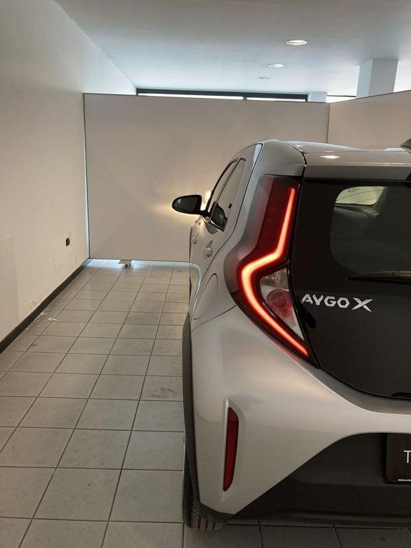 Toyota Aygo X 1.0B (72 CV) Active