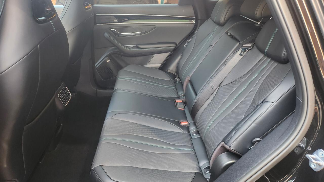 Byd Seal U DMi 1.5 218 CV PHEV Boost