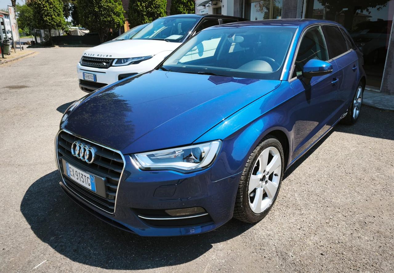 Audi A3 Sportback 2.0 tdi Ambiente 150cv s-tronic E6