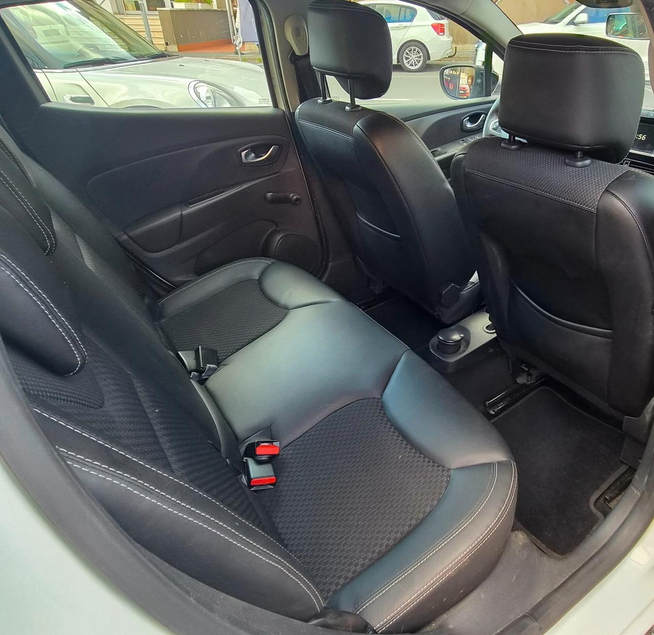 Renault Clio dCi 8V 75 CV 5 porte Moschino Life