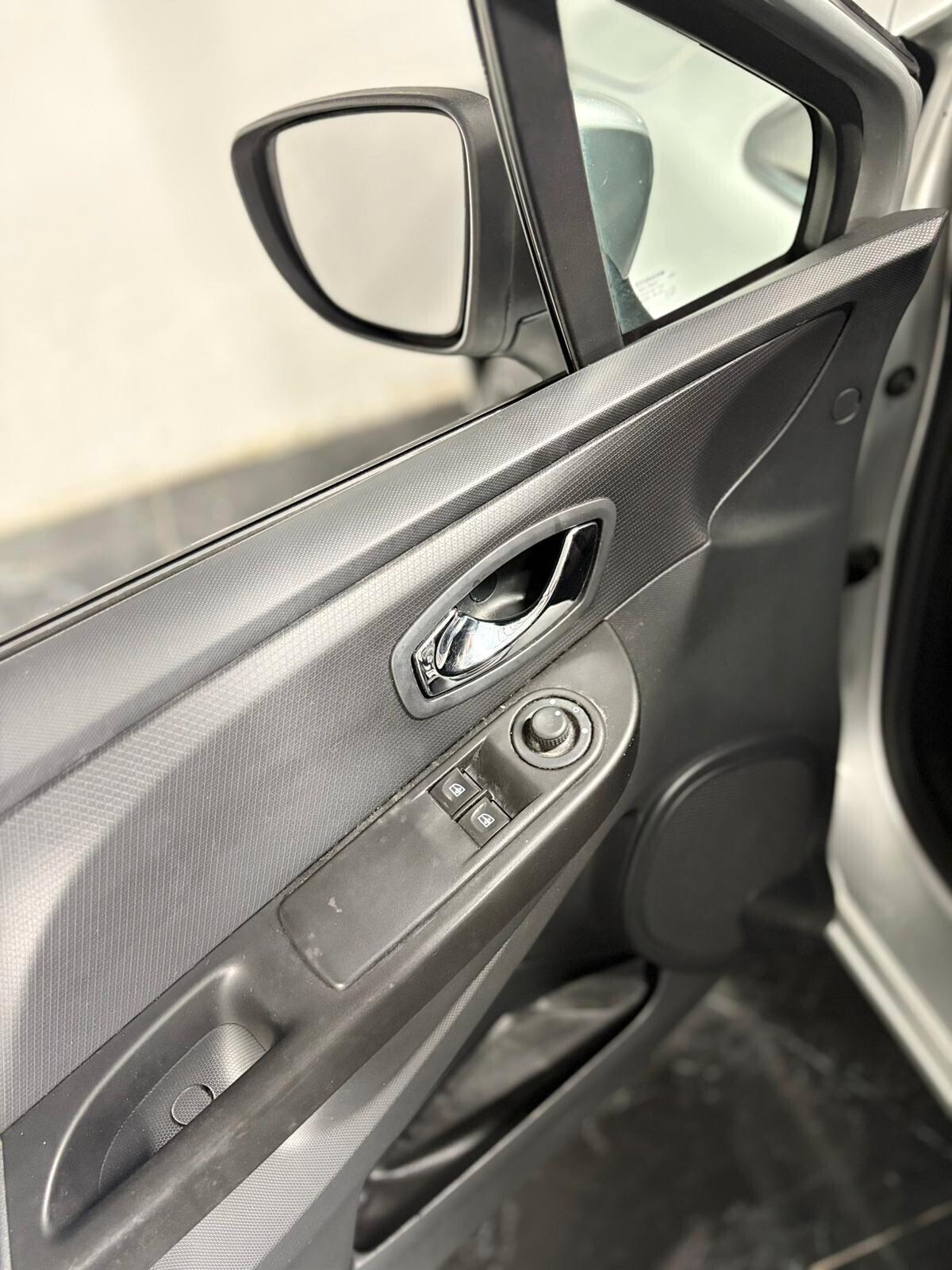 Renault Clio 1.2 75CV GPL 5 porte Wave