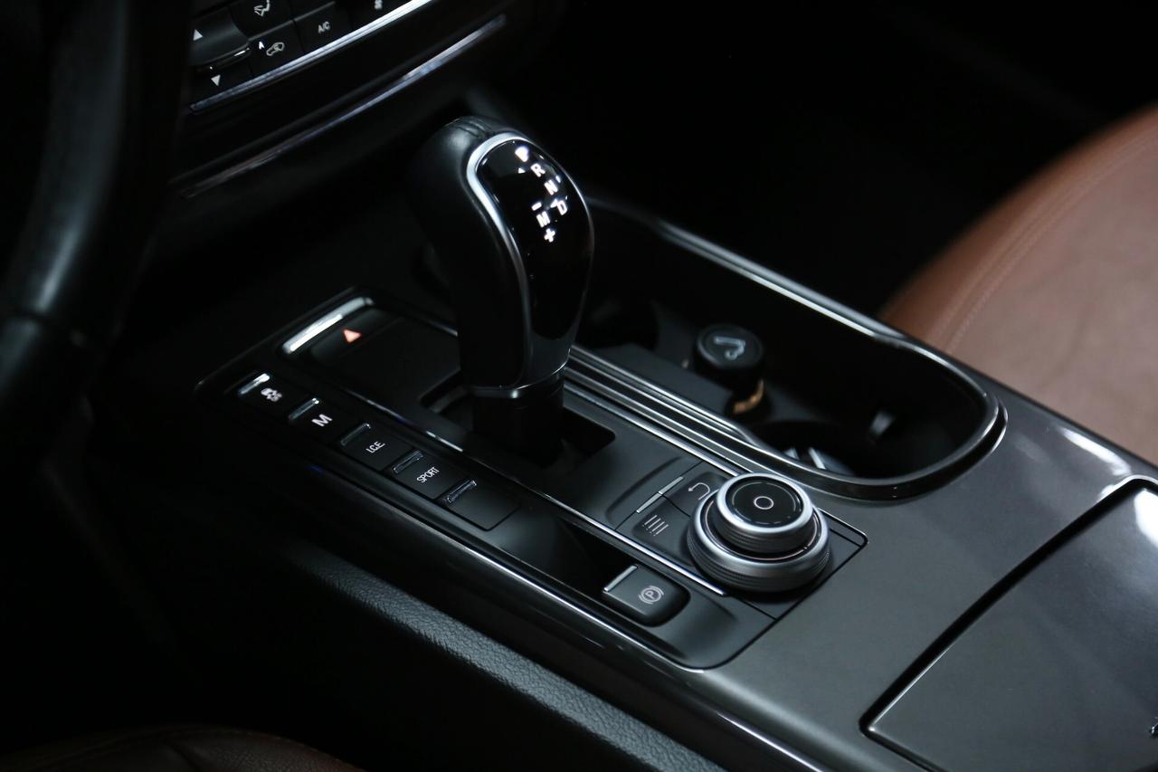 Maserati Ghibili V6 250cv Diesel auto