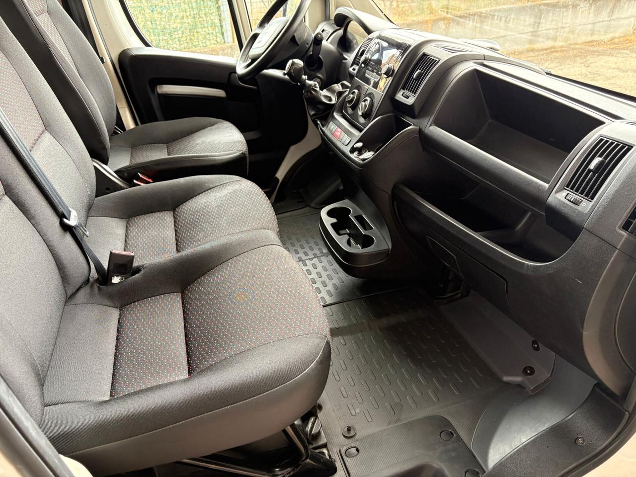 Peugeot Boxer 335 2.2BHDi 140 S&S PmTm E6D 10-2019