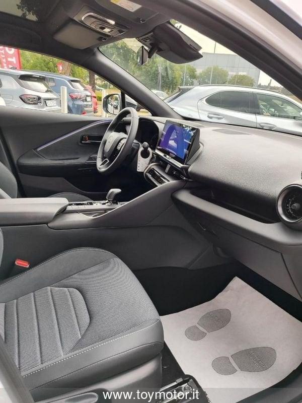 Toyota C-HR (2023-) 1.8 HV Lounge