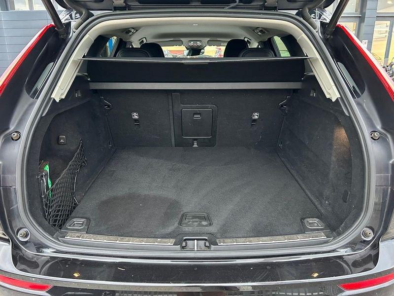 Volvo XC60 2.0 B4 Core automatico