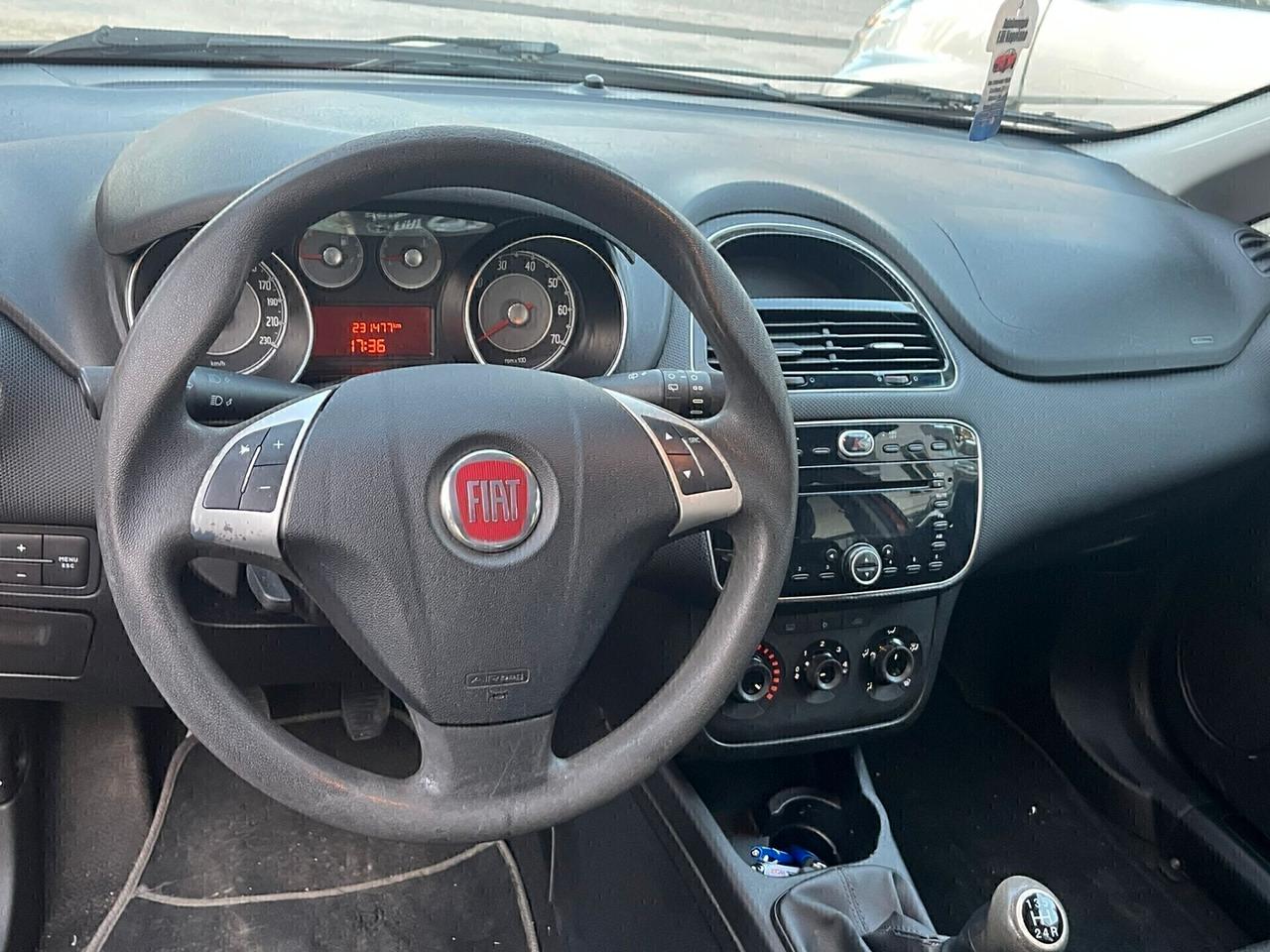 Fiat Punto 1.3 MJT II 75 CV 5 porte Street