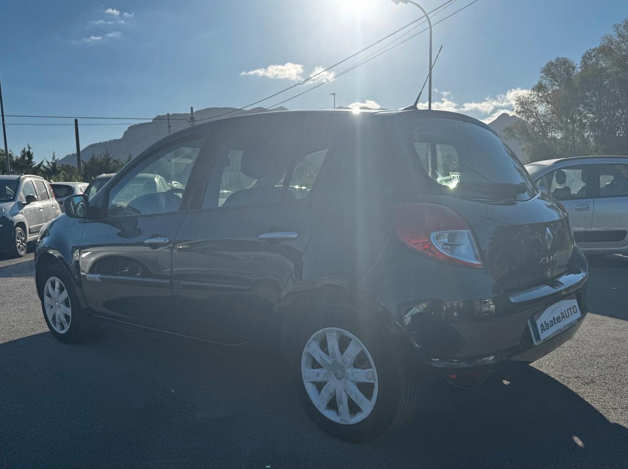 Renault Clio 1.2 16V 5 porte Luxe