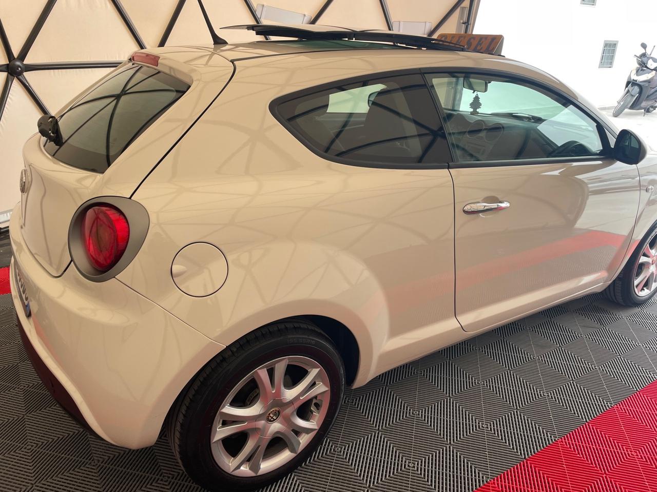 Alfa Romeo MiTo 1.3 JTDm-2 95 CV S&S Distinctive Sport Pack