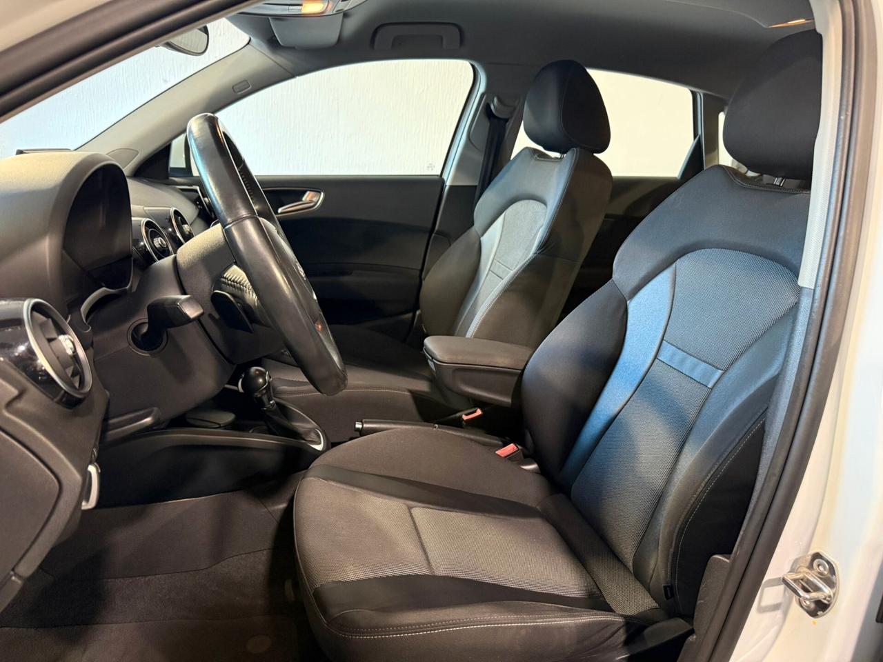 Audi A1 1.6 TDI S tronic S line edition