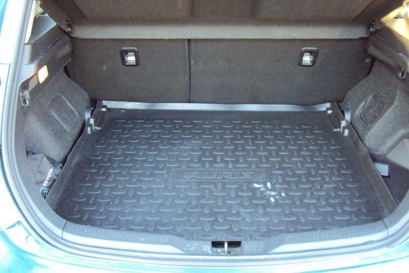 Toyota Auris Auris 1.8h Lounge cvt