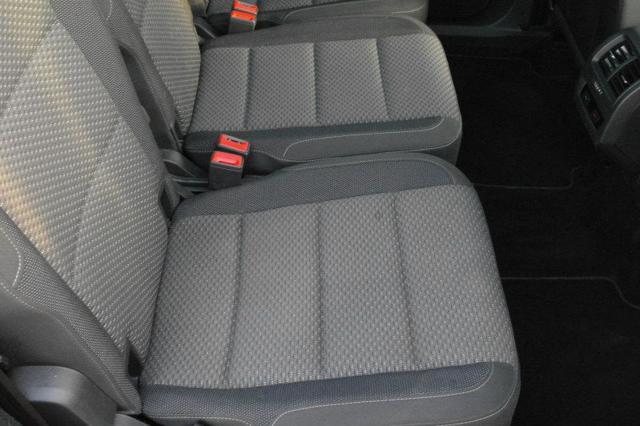 VOLKSWAGEN Touran 2.0 TDI 115 CV DSG Business BlueMotion Technology