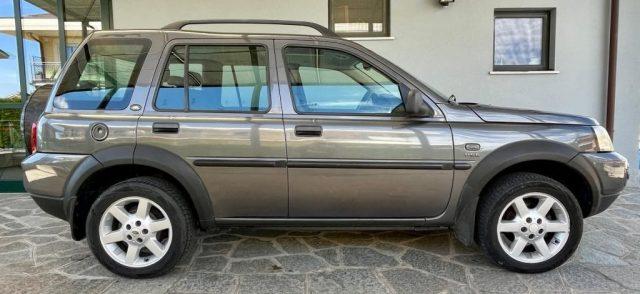 LAND ROVER Freelander 2.0 Td4 HSE