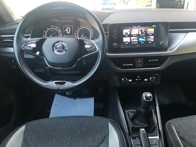 Skoda Kamiq 1.0 TSI 95cv Black Dots