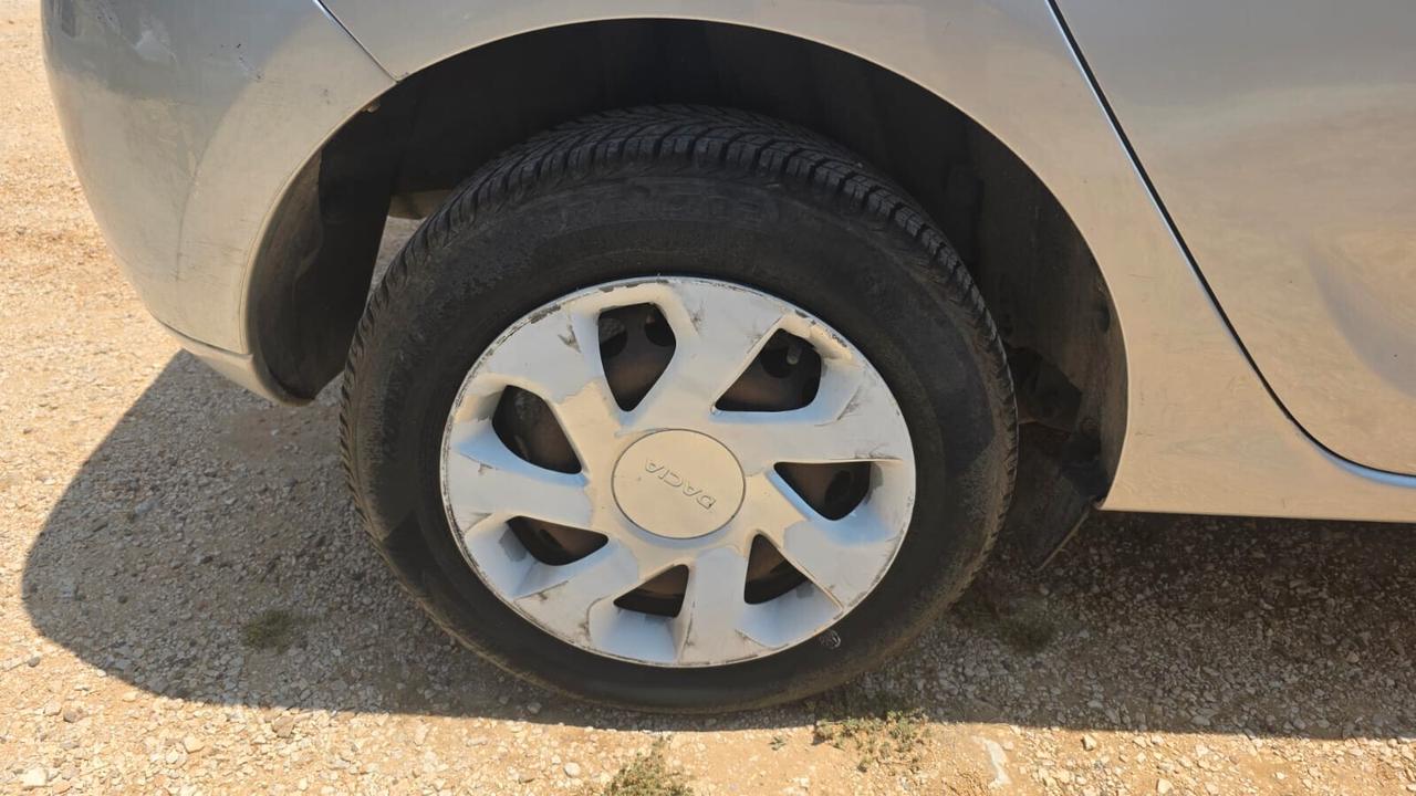 Dacia Sandero 1.5 dCi 75 CV 2015 Ambiance E5 € 5900