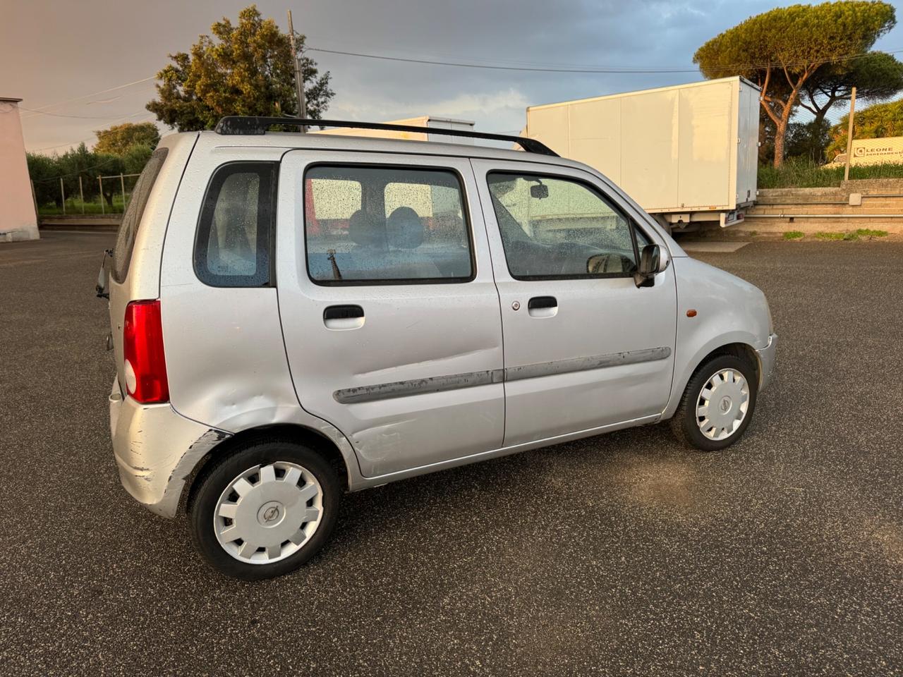 Opel Agila (per neopatentati)